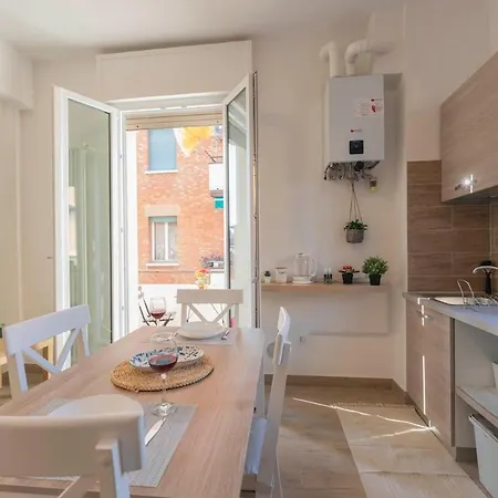 A 10 Min Da Sant'orsola - Interno 12 Design E Comfort Apartamento *