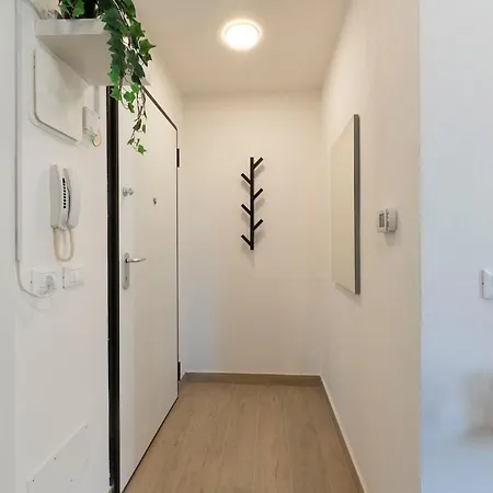 Apartamento A 10 Min Da Sant'orsola - Interno 12 Design E Comfort *