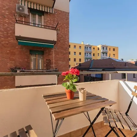 A 10 Min Da Sant'orsola - Interno 12 Design E Comfort Apartamento *
