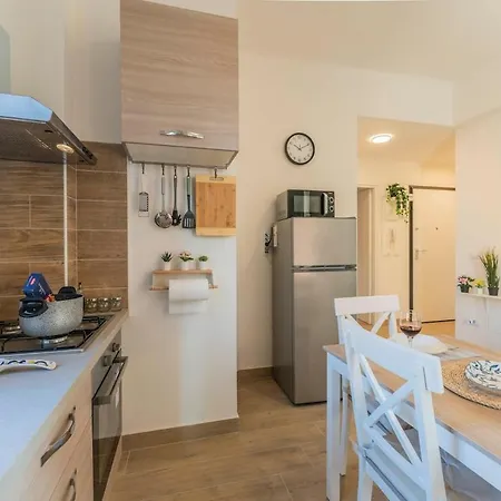 Apartamento A 10 Min Da Sant'orsola - Interno 12 Design E Comfort *
