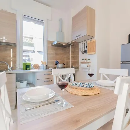 A 10 Min Da Sant'orsola - Interno 12 Design E Comfort Apartamento *